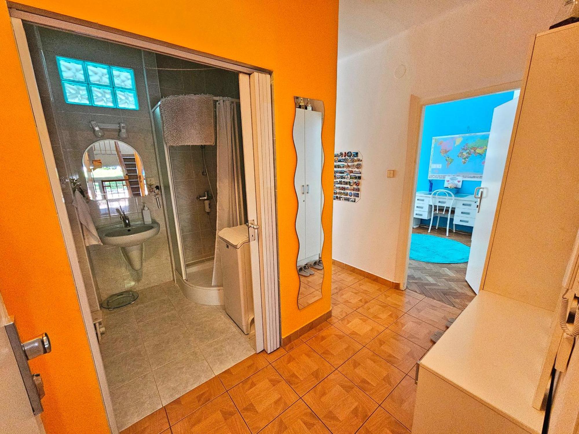 Cozy Blue Apartment Прешов Экстерьер фото